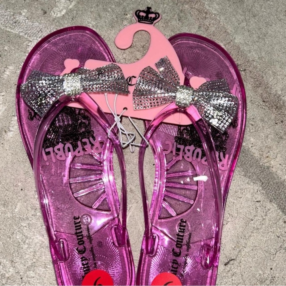 Juicy Couture Pink Sandals with Glittering Silver Bow